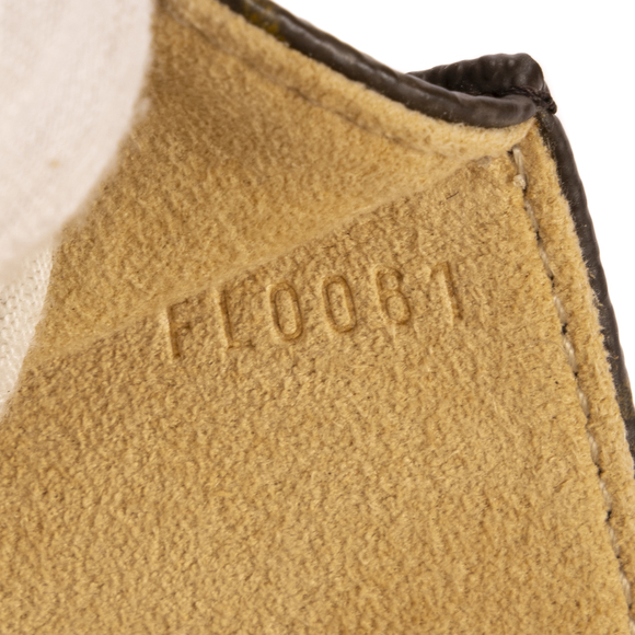 Louis Vuitton Florentine - Picture 10 of 10